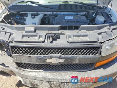 Zdjęcie 12 z 14 samochodu: 2018 CHEVROLET EXPRESS 2500 CARGO DELIVERY VAN VIN:1GCWGAFP9J1241938 - miniatura