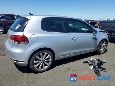 Trzecie zdjęcie samochodu z tyłu: 2013 VOLKSWAGEN GOLF VIN:WVWMM7AJ5DW122409 - miniatura