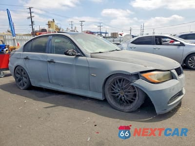 Czwarte zdjęcie samochodu z boku: 2006 BMW 325 VIN:WBAVB175X6NK40138 - miniatura