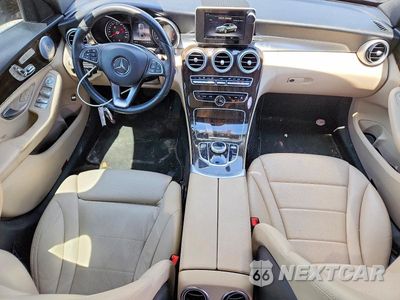 Zdjęcie 8 z 12 samochodu: 2018 MERCEDES-BENZ C 300 4MATIC VIN:WDDWF4KB8JR410210 - miniatura