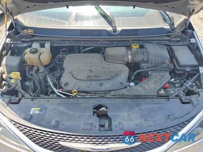 Zdjęcie 12 z 13 samochodu: 2020 CHRYSLER VOYAGER LXI VIN:2C4RC1DG2LR257330 - miniatura