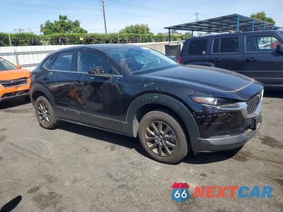 Czwarte zdjęcie samochodu z boku: 2023 MAZDA CX-30 SELECT SPORT VIN:3MVDMBAMXPM582701 - miniatura