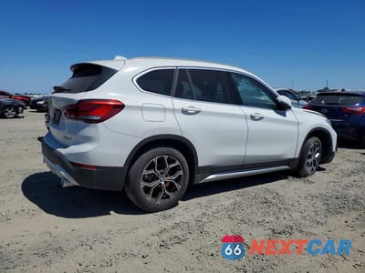 Trzecie zdjęcie samochodu z tyłu: 2022 BMW X1 SDRIVE28I VIN:WBXJG7C08N5U49380 - miniatura