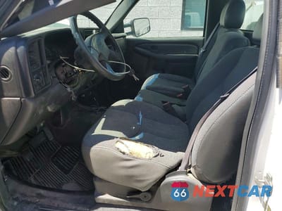 Zdjęcie 7 z 12 samochodu: 2005 CHEVROLET SILVERADO C2500 HEAVY DUTY VIN:1GCHC24U85E252334 - miniatura