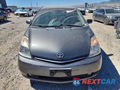 Piąte zdjęcie samochodu w środku: 2008 TOYOTA PRIUS TOURING VIN:JTDKB20U483322393 - miniatura