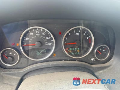 Zdjęcie 9 z 13 samochodu: 2012 JEEP COMPASS LIMITED VIN:1C4NJCCB1CD526944 - miniatura