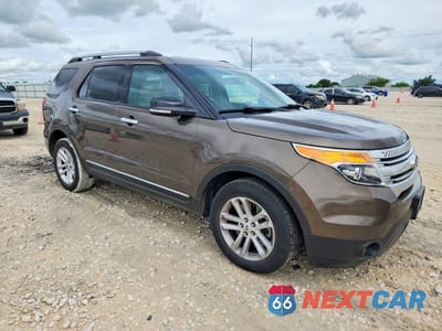Czwarte zdjęcie samochodu z boku: 2015 FORD EXPLORER XLT VIN:1FM5K7D89FGC24386 - miniatura