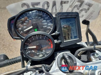 Zdjęcie 7 z 9 samochodu: 2009 BMW R1200 R VIN:WB10398079ZS26798 - miniatura