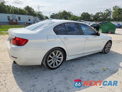 Trzecie zdjęcie samochodu z tyłu: 2012 BMW 535 I VIN:WBAFR7C51CC813542 - miniatura