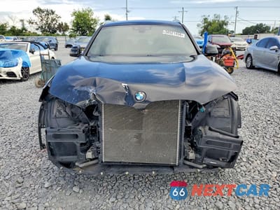 Piąte zdjęcie samochodu w środku: 2019 BMW X3 XDRIVE30I VIN:5UXTR9C51KLE21551 - miniatura