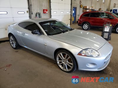 Czwarte zdjęcie samochodu z boku: 2007 JAGUAR XK VIN:SAJDA43B475B04155 - miniatura