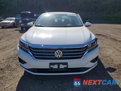 Piąte zdjęcie samochodu w środku: 2021 VOLKSWAGEN PASSAT S VIN:1VWAA7A37MC013008 - miniatura