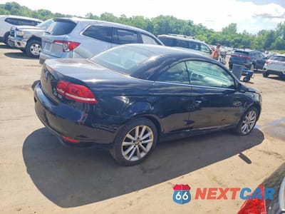 Trzecie zdjęcie samochodu z tyłu: 2012 VOLKSWAGEN EOS KOMFORT VIN:WVWBW7AH7CV012447 - miniatura