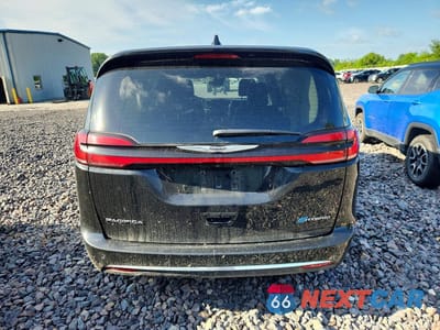 Zdjęcie 6 z 13 samochodu: 2024 CHRYSLER PACIFICA HYBRID SELECT VIN:2C4RC1S74RR150064 - miniatura
