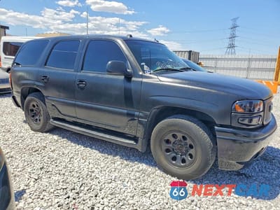 Czwarte zdjęcie samochodu z boku: 2004 GMC YUKON DENALI VIN:1GKEK63U54J317343 - miniatura