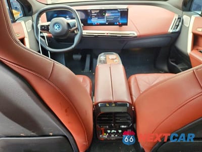 Zdjęcie 8 z 13 samochodu: 2022 BMW IX XDRIVE50 VIN:WB523CF02NCK83057 - miniatura
