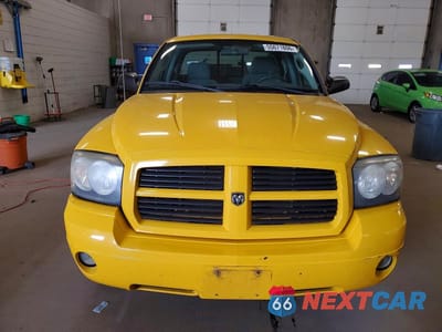 Piąte zdjęcie samochodu w środku: 2007 DODGE DAKOTA SLT VIN:1D7HE42K77S248258 - miniatura
