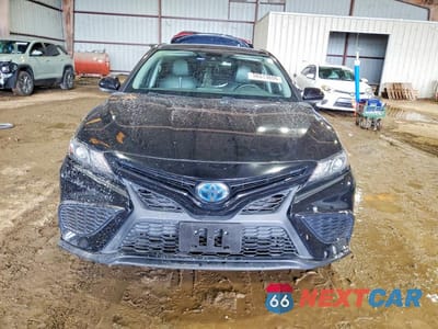 Piąte zdjęcie samochodu w środku: 2022 TOYOTA CAMRY HYBRID SE NIGHTSHADE VIN:4T1T31AK7NU032594 - miniatura
