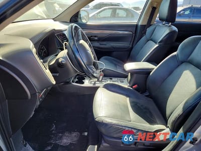 Zdjęcie 7 z 12 samochodu: 2020 MITSUBISHI OUTLANDER SE VIN:JA4AZ3A3XLZ024532 - miniatura