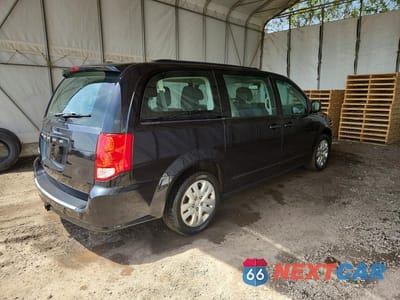Trzecie zdjęcie samochodu z tyłu: 2019 DODGE GRAND CARAVAN SE VIN:2C4RDGBG8KR539120 - miniatura