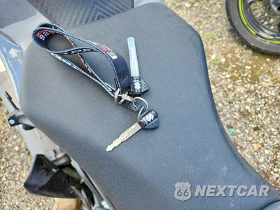 Zdjęcie 8 z 9 samochodu: 2025 SUZUKI GSX-R600 VIN:JS1GN7FA4S7101099 - miniatura