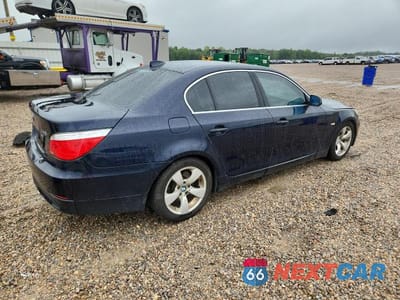 Trzecie zdjęcie samochodu z tyłu: 2008 BMW 528 I VIN:WBANU53598C112978 - miniatura
