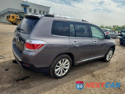 Trzecie zdjęcie samochodu z tyłu: 2011 TOYOTA HIGHLANDER HYBRID LIMITED VIN:JTEDC3EH4B2000594 - miniatura