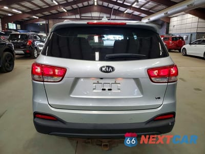 Zdjęcie 6 z 13 samochodu: 2016 KIA SORENTO LX V6 VIN:5XYPGDA50GG161920 - miniatura