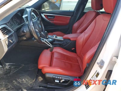 Zdjęcie 7 z 12 samochodu: 2018 BMW 330 XI VIN:WBA8D9C53JA614925 - miniatura