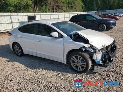 Czwarte zdjęcie samochodu z boku: 2017 HYUNDAI ELANTRA SE VIN:5NPD84LF3HH161863 - miniatura