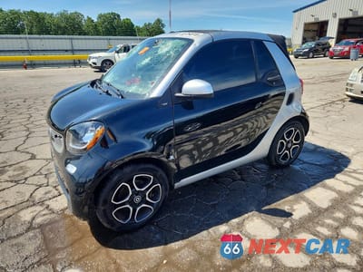 2017 SMART FORTWO WMEFK5DA2HK137429 - główne zdjęcie licytacji z USA - miniatura