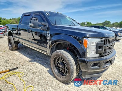 Czwarte zdjęcie samochodu z boku: 2017 FORD F250 SUPER DUTY VIN:1FT7W2B62HED30683 - miniatura