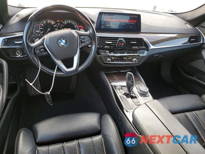 Zdjęcie 8 z 12 samochodu: 2019 BMW 530 I VIN:WBAJA5C58KWA57858 - miniatura