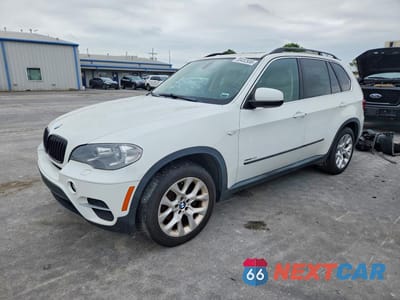 2013 BMW X5 XDRIVE35I 5UXZV4C56DL993319 - główne zdjęcie licytacji z USA - miniatura