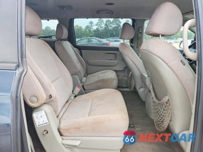 Zdjęcie 11 z 13 samochodu: 2015 KIA SEDONA LX VIN:KNDMB5C14F6029715 - miniatura