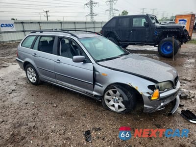 Czwarte zdjęcie samochodu z boku: 2003 BMW 325 XIT VIN:WBAEP33403PF03413 - miniatura