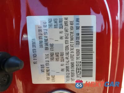 Zdjęcie 12 z 12 samochodu: 2006 MAZDA MX-5 MIATA VIN:JM1NC25F960105182 - miniatura