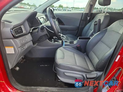 Zdjęcie 7 z 13 samochodu: 2017 KIA NIRO EX VIN:KNDCC3LC5H5054713 - miniatura