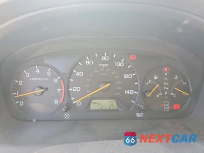 Zdjęcie 9 z 12 samochodu: 2002 HONDA ACCORD EX VIN:1HGCG16532A014202 - miniatura