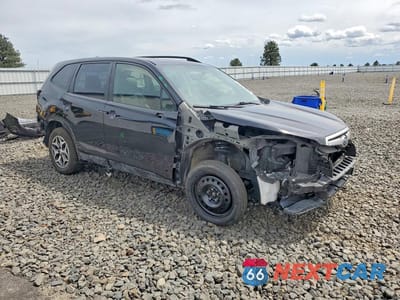 Czwarte zdjęcie samochodu z boku: 2021 SUBARU FORESTER PREMIUM VIN:JF2SKAJC1MH575167 - miniatura