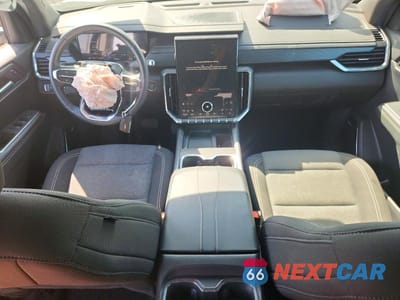 Zdjęcie 8 z 12 samochodu: 2025 GMC ACADIA ELEVATION VIN:1GKENNRS9SJ246684 - miniatura