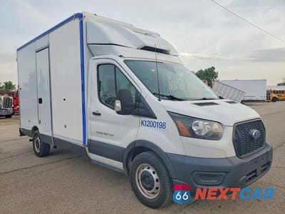Czwarte zdjęcie samochodu z boku: 2020 FORD TRANSIT DELIVERY TRUCK VIN:1FDBW5Z87LKB36790 - miniatura