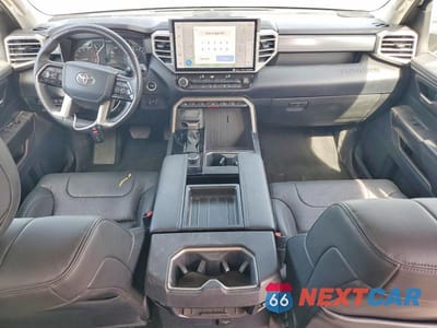 Zdjęcie 8 z 12 samochodu: 2022 TOYOTA TUNDRA CREWMAX SR5 VIN:5TFLA5EC6NX001064 - miniatura