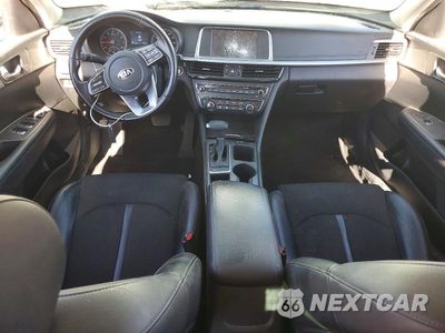 Zdjęcie 8 z 12 samochodu: 2019 KIA OPTIMA S VIN:5XXGT4L39KG329994 - miniatura