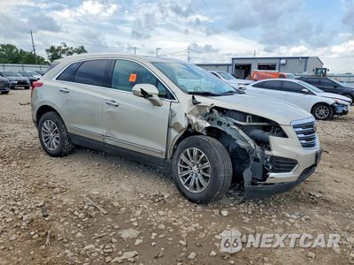 Czwarte zdjęcie samochodu z boku: 2017 CADILLAC XT5 LUXURY VIN:1GYKNDRSXHZ117267 - miniatura