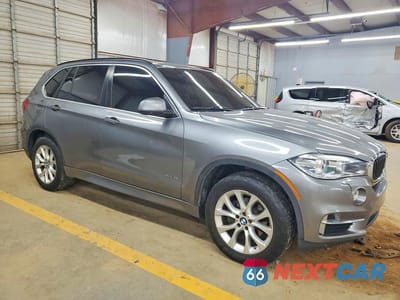 Czwarte zdjęcie samochodu z boku: 2016 BMW X5 XDRIVE35I VIN:5UXKR0C5XG0P30464 - miniatura