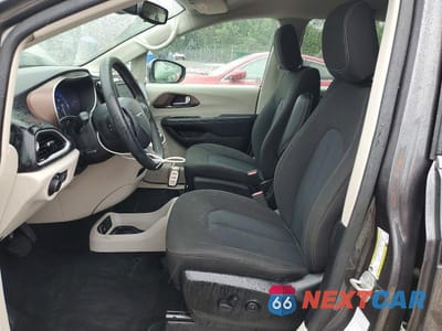 Zdjęcie 7 z 13 samochodu: 2023 CHRYSLER VOYAGER LX VIN:2C4RC1CG0PR606234 - miniatura