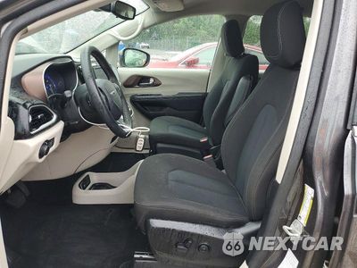 Zdjęcie 7 z 13 samochodu: 2023 CHRYSLER VOYAGER LX VIN:2C4RC1CG0PR606234 - miniatura