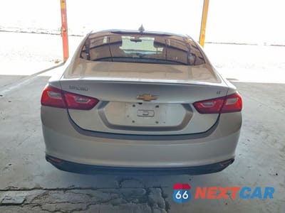 Zdjęcie 6 z 12 samochodu: 2017 CHEVROLET MALIBU LT VIN:1G1ZE5ST8HF109725 - miniatura