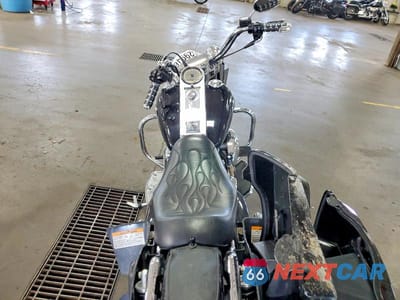 Zdjęcie 6 z 9 samochodu: 2006 HARLEY-DAVIDSON FLHRCI VIN:1HD1FRW196Y677418 - miniatura